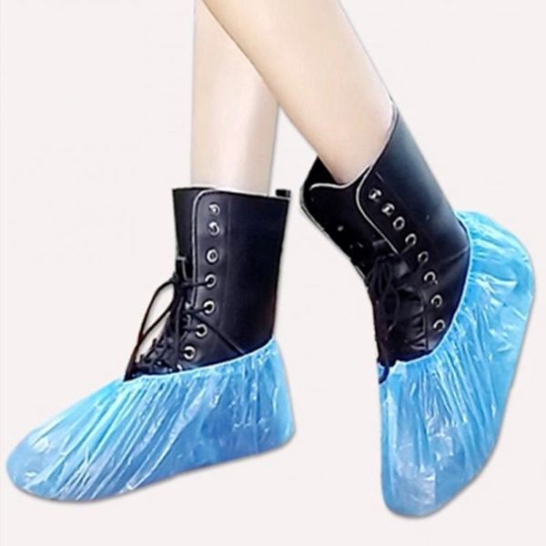 100 durable waterproof blue shoe covers for outdoor rainy day carpet cleaning