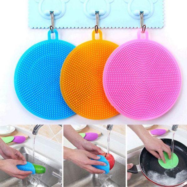 1000pcs versatile silicone kitchen brushes for dishwashing, 10cm heat-resistant cup mats, and cleaning rags