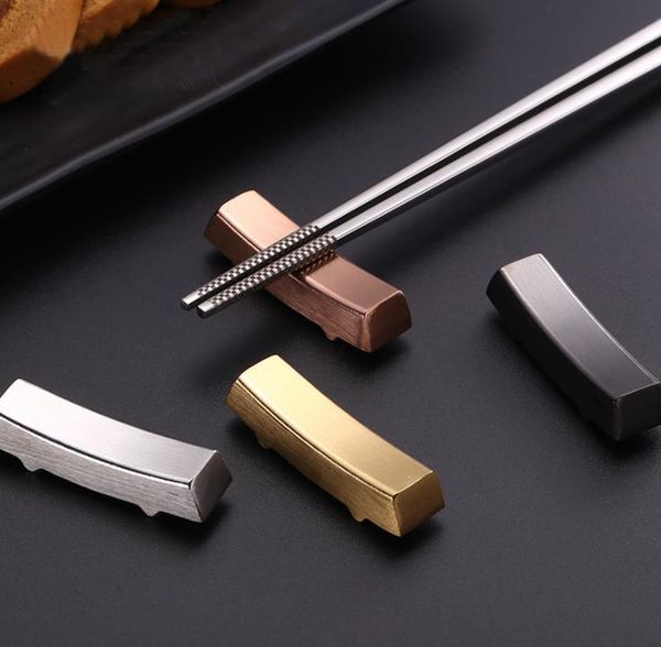 100pcs 4-color irregular square stainless steel chopstick rests, traditional Chinese style kitchen tool SN5899