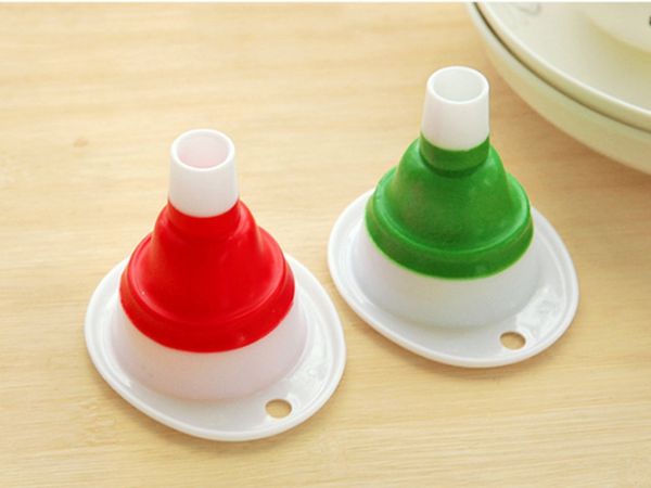 100pcs/lot Fast Shipping Compact Silicone Mini Folding Funnel in assorted colors