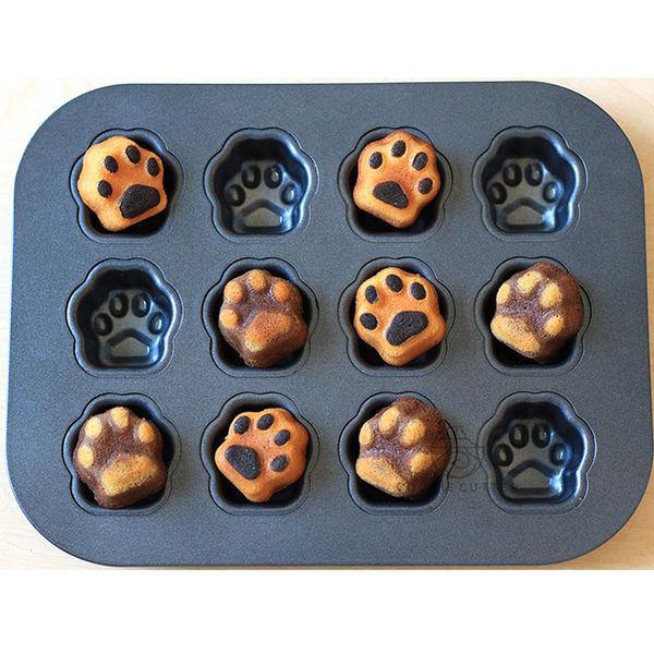 12-cavity cat head shaped baking mold for cakes, bread, mousse, cheesecake, muffins - DIY kitchen accessory