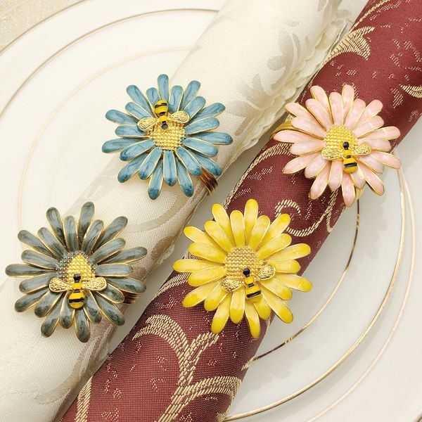 12-piece hotel tableware set with bee and flower design napkin rings, made of Chinese alloy, model 201124