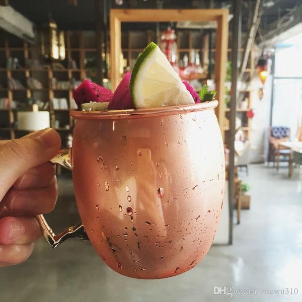 18oz copper Moscow Mule mug with rose gold hammered finish, stainless steel cocktail cup for drinks
