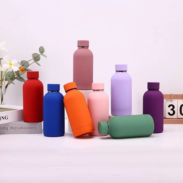 2022 new compact stainless steel sports water bottle with large capacity, ideal for outdoor activities and car use, featuring vacuum insulation