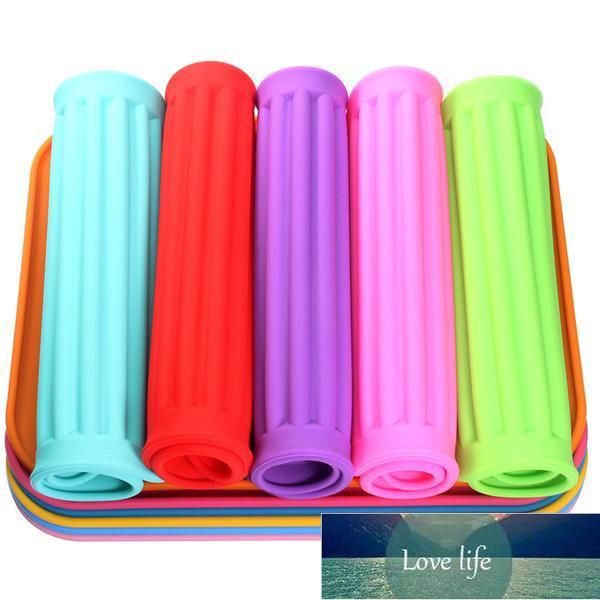 2-PCS Large Silicone Trivets - Versatile Kitchen Mats for Hot Pots, Spoon Rests, and Non-Slip Table Protectors at Factory Prices