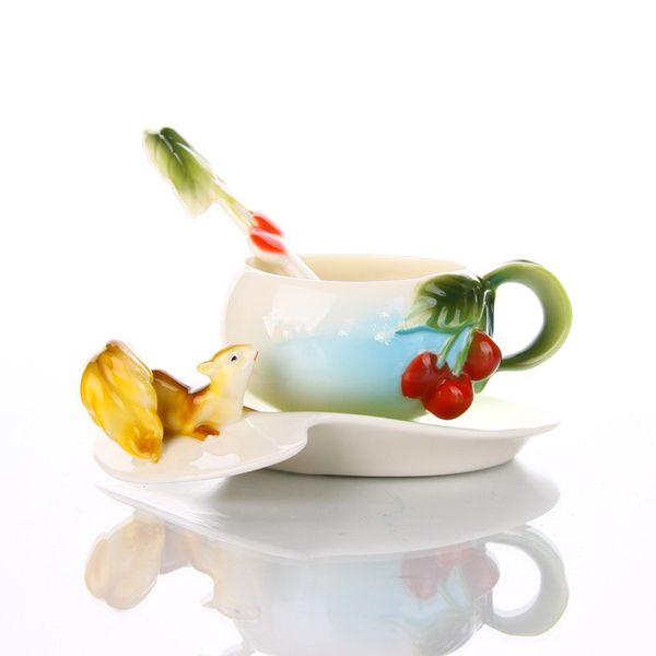 3D Squirrel Coffee Cups with Saucer Spoon Colored Enamel Porcelain Coffee Cup Creative Wedding Gift Set Marry Birthday Present