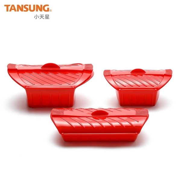 3pcs Kitchen Gadgets Creative Silicone Steamed Fish Bowl Silicone Steamer Microwave Oven Silicone Steamer with Lid Color is Pink T200523

Set of 3 pink silicone fish steamers with lids for microwave cooking