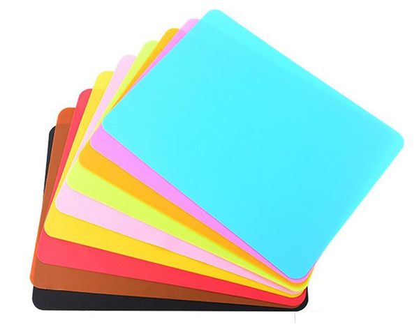40x30cm silicone baking mats, versatile oven liners with heat resistance, anti-slip surface, and decorative use as table placemats