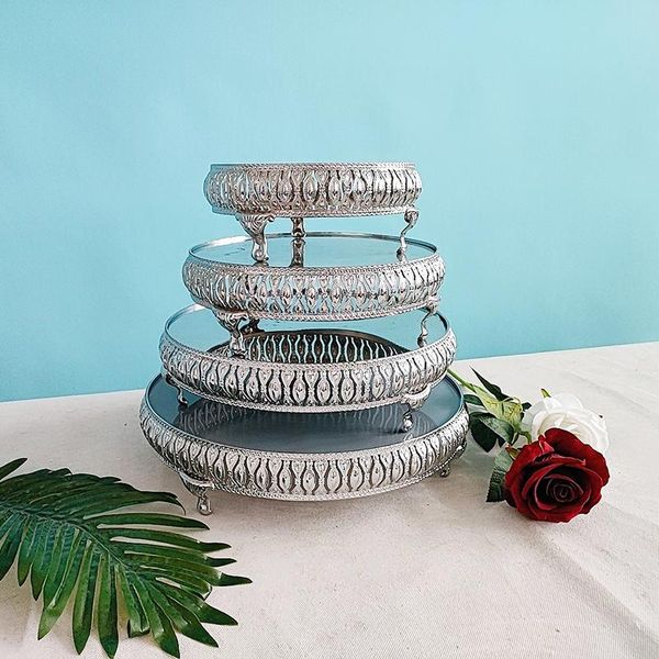 4-piece gold and silver crystal metal wedding cake stand set for party display
