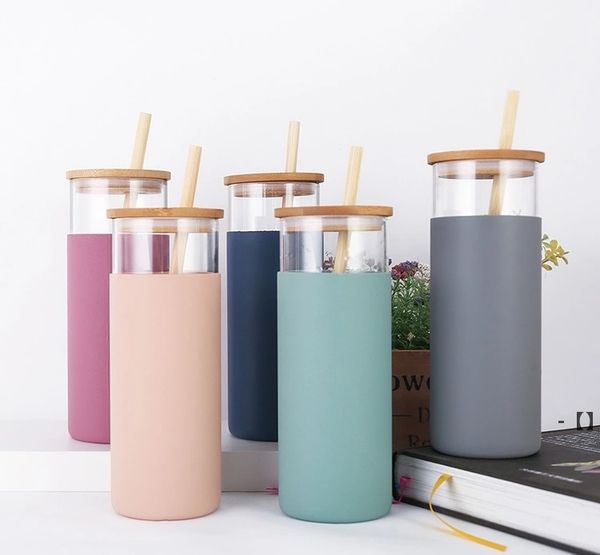 500ml glass tumbler with bamboo lid and silicone sleeve, featuring a straw for coffee or tea