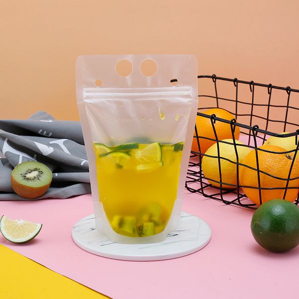 500ml reusable water bottles with straws, non-toxic plastic drink pouches featuring reclosable zippers for convenient disposable use at parties