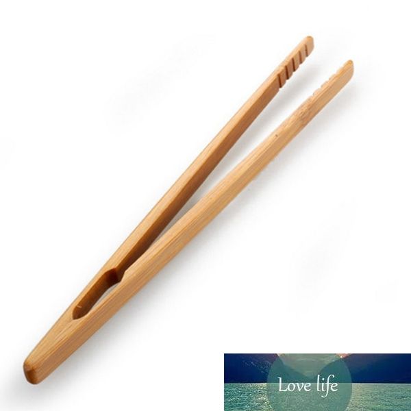 8-piece wooden tea clips for kitchen use, ideal for handling salad, toast, bacon, sugar, and ice tea accessories