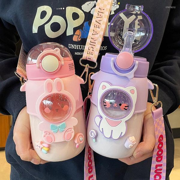 Adorable 700ml kawaii water bottle for girls with rope handle, bounce cover and straw