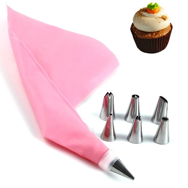 Bakeware decorating set with stainless steel nozzles for cake and pastry cream decoration
