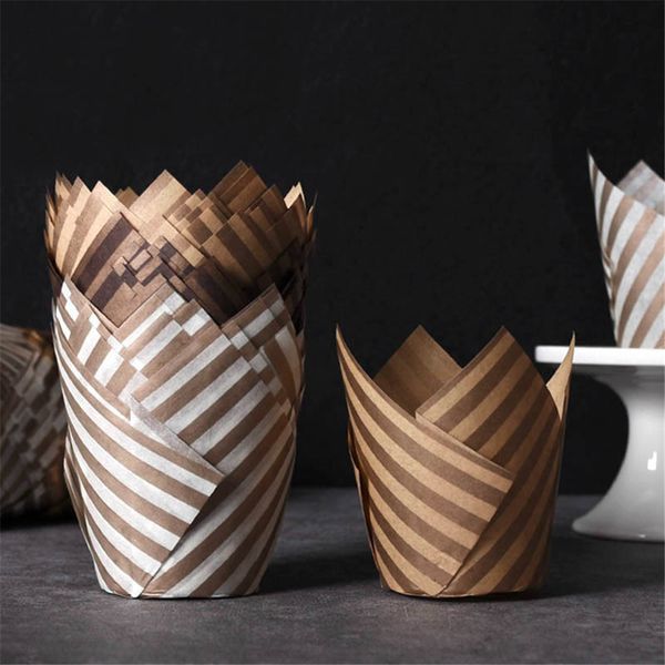 Baking paper cups for cupcakes, available in brown and white tulip designs, made of greaseproof parchment for muffins and cake wrappers, model PHJK2203