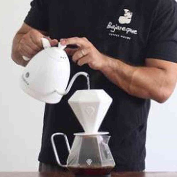 Brewista's handcrafted diamond filter cup and sharing pot make a premium coffee dripper set