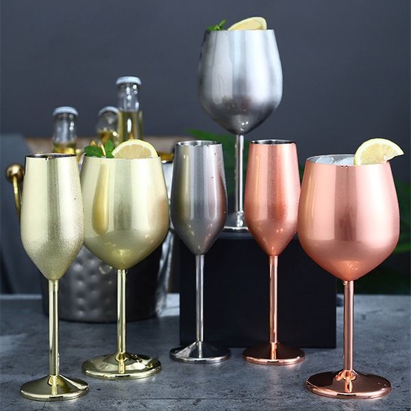 Champagne flutes crafted from stainless steel, featuring elegant gold and silver finishes for red wine and cocktails