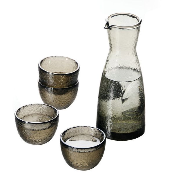 Clear glass decanter sake cups with hammer grain design, a set of 5 thick glasses for wine and spirits at home or restaurant
