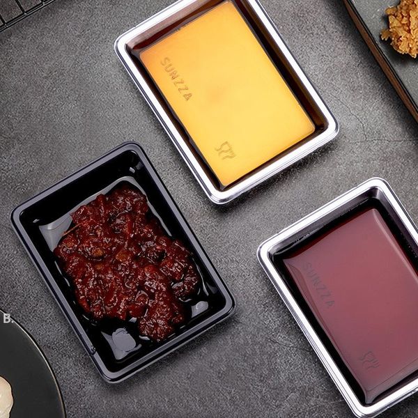 Disposable rectangular soy sauce dishes for sushi, salad seasoning, and restaurant takeout condiments