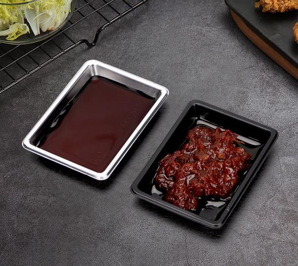 Disposable rectangular soy sauce dishes for sushi, salad seasoning, and restaurant takeout packaging