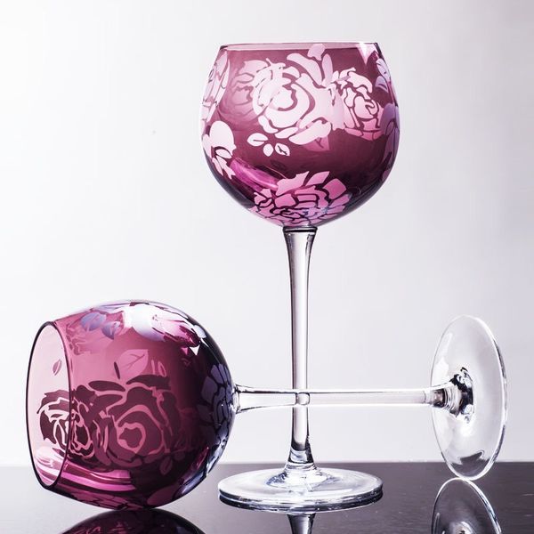 Europe fashion Wine Glass colorful glass Goblets applique champagne glasses creative cocktail glass Party Home Drinkware 210326

Vibrant European-style wine glasses, decorative goblets, and artistic champagne flutes for stylish parties and home entertaining