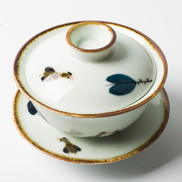 Hand-painted antique blue and white ceramic sancai covered bowl, a large Japanese gaiwan tea tureen