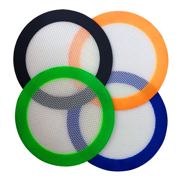 Heat-resistant silicone fiberglass baking mats, non-stick and oven-safe for food preparation