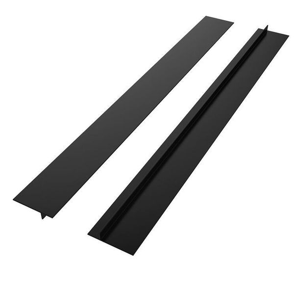 Heat-resistant silicone stove gap cover for easy cleaning, sealing spills between counter and stovetop