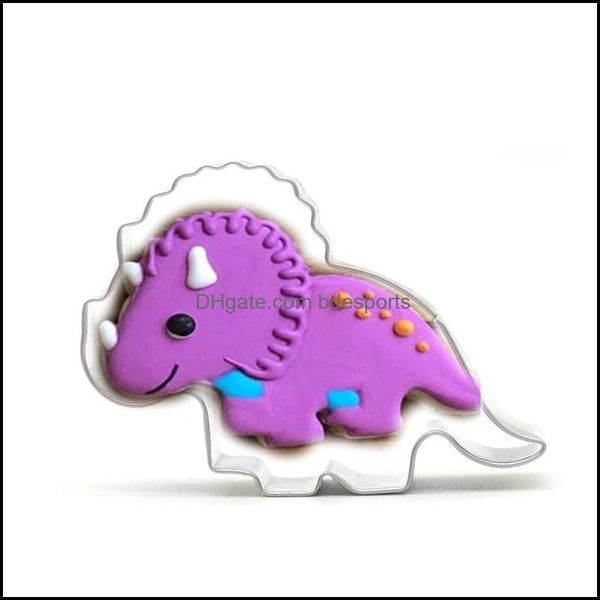 High-quality stainless steel dinosaur biscuit molds, 5-piece set with opp packaging, popular for baking
