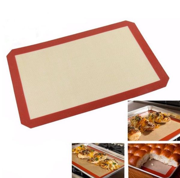 Large red non-stick silicone baking mat measuring 8.5x11.5 inches, food-grade quality, ideal for cookies and pastries, model SN5055