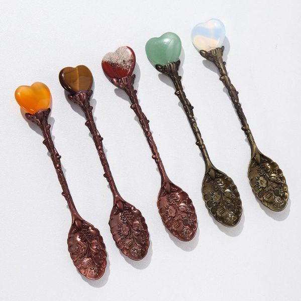 Natural heart-shaped crystal stone spoons for DIY, home use, and kitchen with long handles