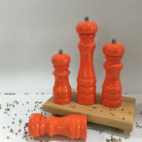 Orange Manual Pepper Mill with Ceramic Grinder, Wooden Kitchen Tool in Spray Color 210611 for BBQ