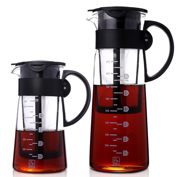 Portable dual-purpose coffee and tea maker for hot or cold brewing with glass percolator, ideal for baristas and kitchen use