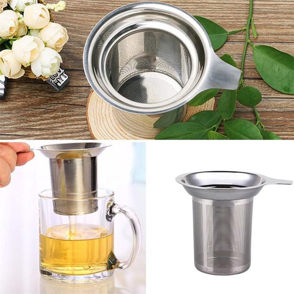 Reusable stainless steel tea infuser for loose leaf tea and spices, a handy kitchen tool for coffee and tea preparation