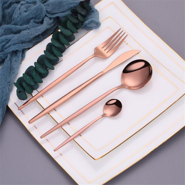 Rose gold stainless steel cutlery set with 18/10 knives, forks, and spoons for kitchen and dining use