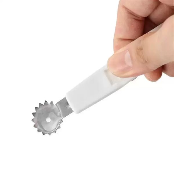 Stainless steel corer for strawberries and tomatoes, model DH871