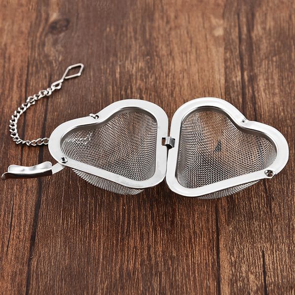 Stainless steel heart-shaped tea infuser with hook for convenient home use