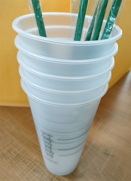 Starbucks 24oz/710ml reusable clear plastic tumbler with flat base, pillar design, lid, and straw, sold in 100-piece Bardian sets