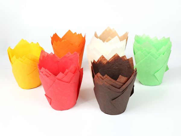 The latest heat-resistant muffin baking paper cups, flame-proof solid color oil-resistant tulip-shaped cups