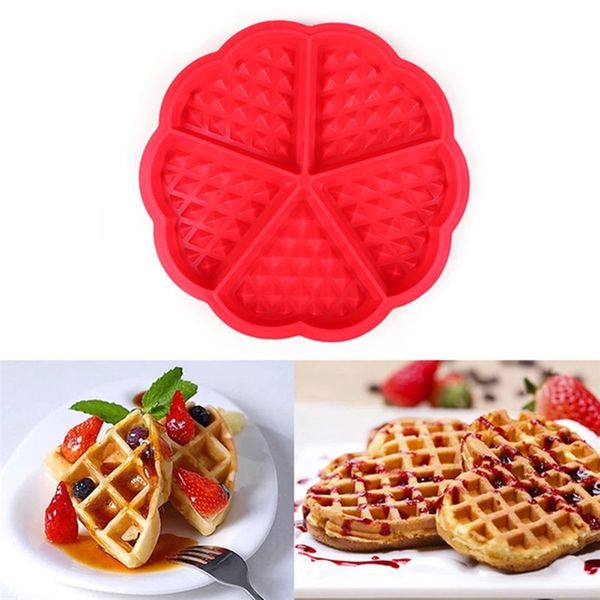 Wholesale heart-shaped silicone waffle molds with 5 cavities for baking cookies, cakes, and muffins in the oven